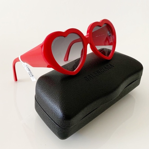 SOLD E Balenciaga Heart Sunglasses, New - Picture 7 of 14